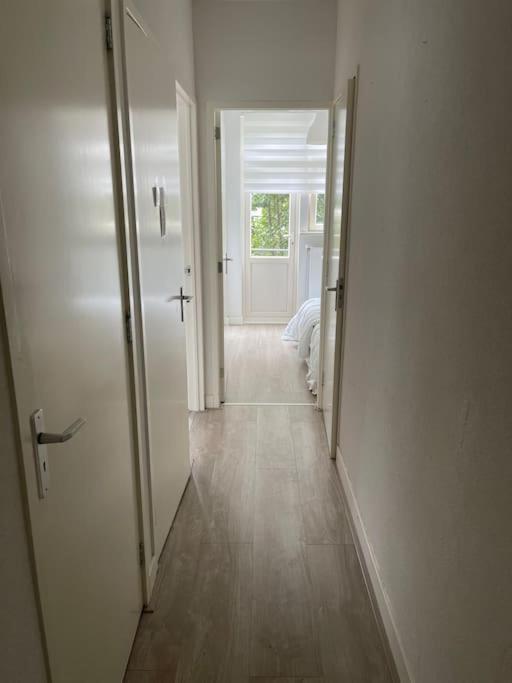Private Double Bed Room Only With Balcony In Apartment Ρότερνταμ Εξωτερικό φωτογραφία